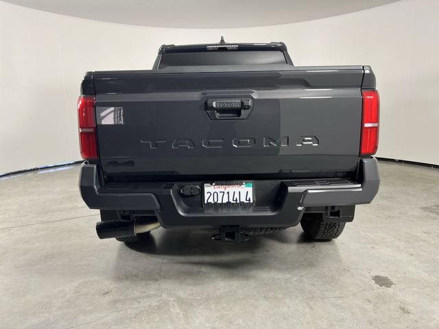 Used 2026 Toyota Tacoma TRD Off-Road AWD/4WD image 7