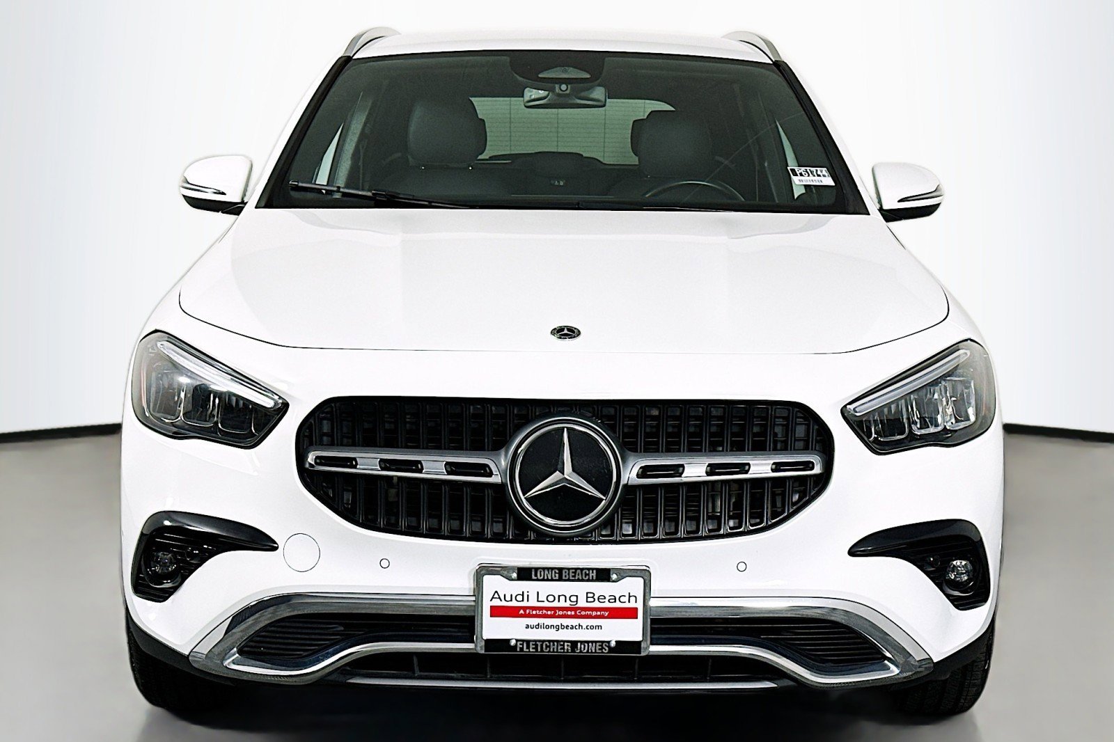 Used 2025 Mercedes-Benz GLA 250 4MATIC image 2