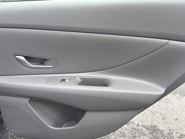 Certified 2025 Hyundai Elantra Hybrid w/ Cargo Package FWD image 16