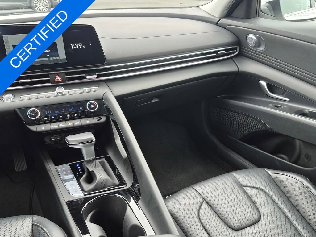 Used 2024 Hyundai Elantra Limited image 17