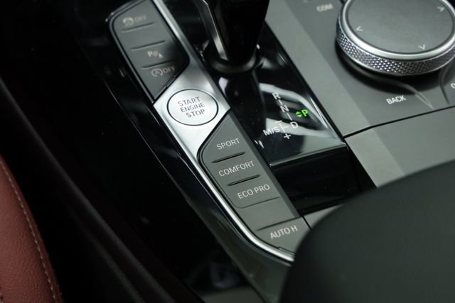Used 2024 BMW X3 sDrive30i w/ Premium Package w/ZPA image 26