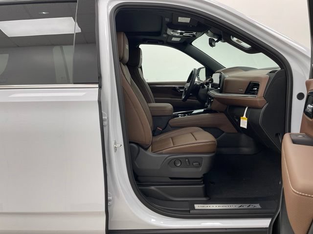 New 2026 Chevrolet Suburban High Country AWD/4WD image 17