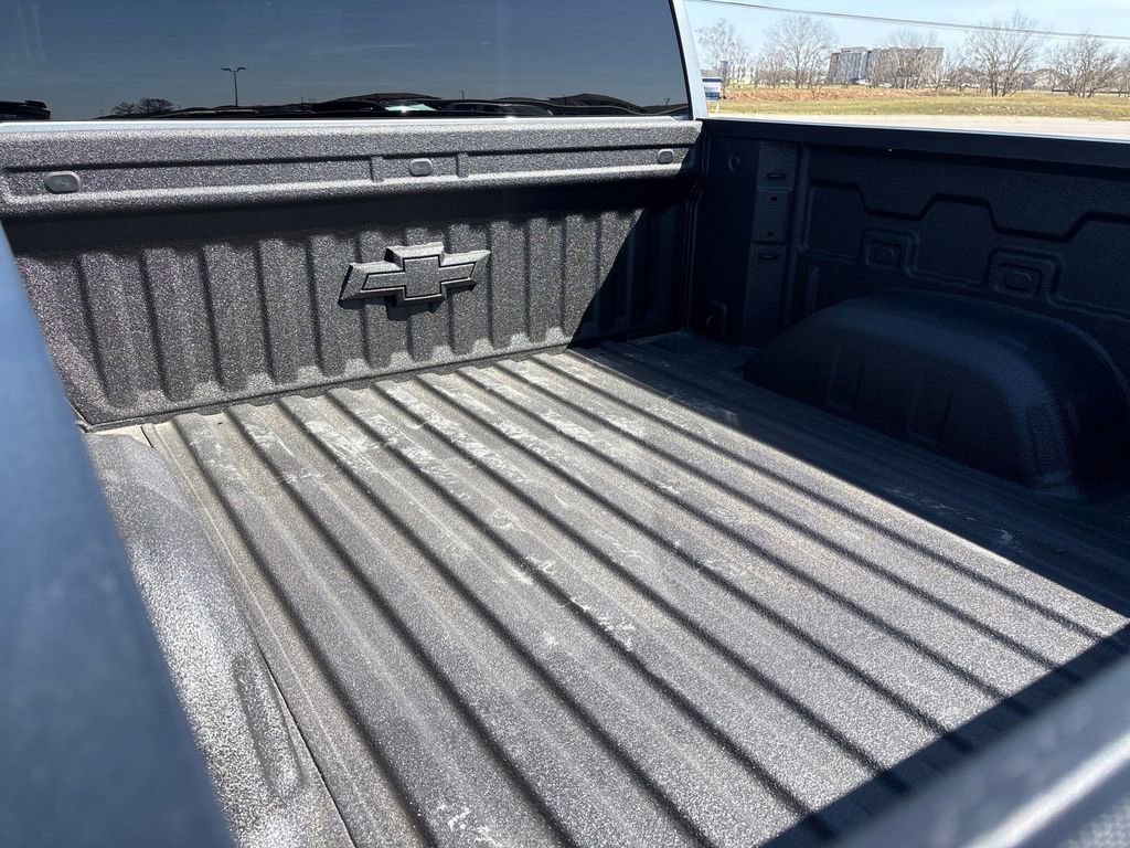Used 2026 Chevrolet Silverado 1500 Custom Trail Boss w/ Dark Appearance Package AWD/4WD image 31