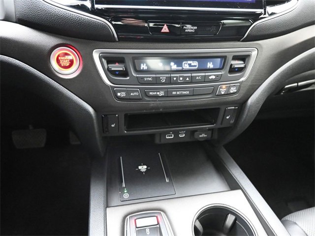 Used 2025 Honda Ridgeline TrailSport image 31