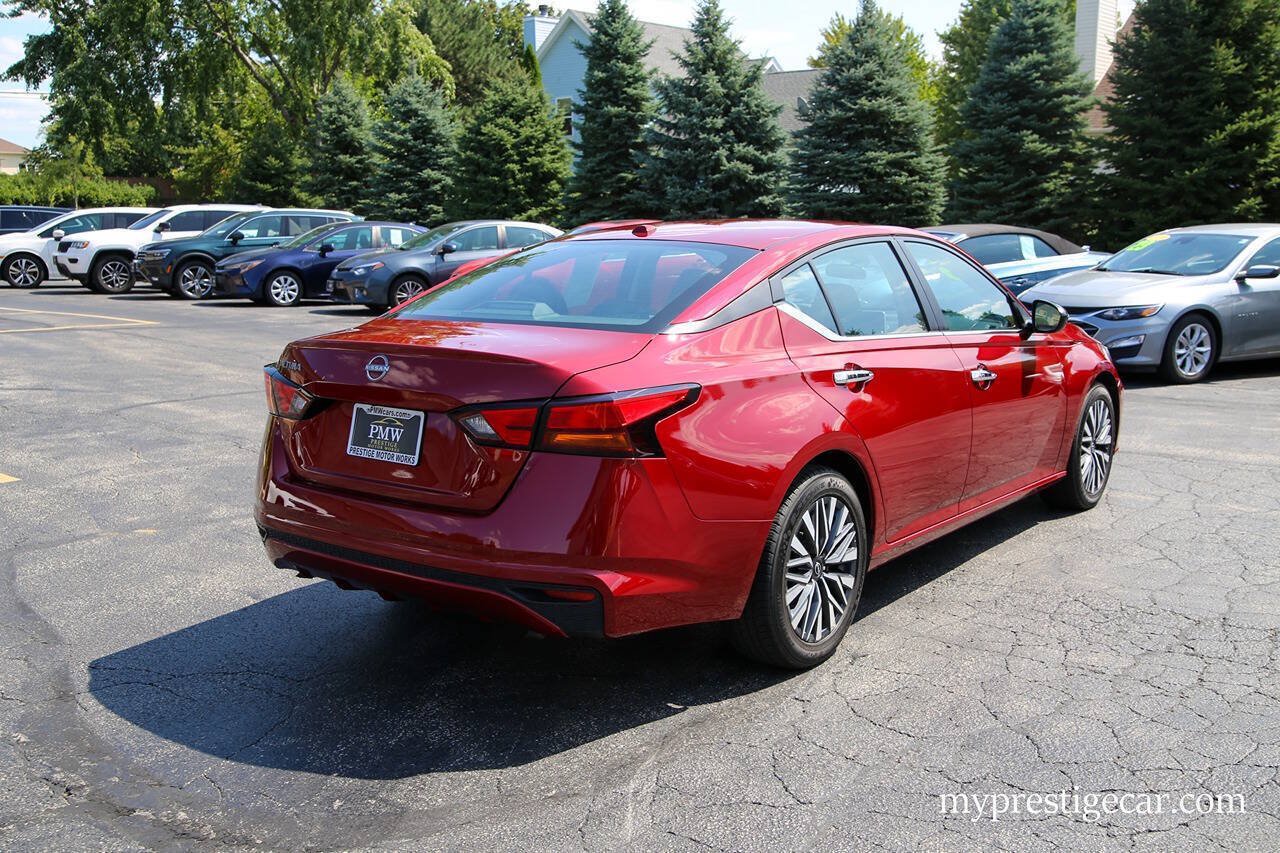 Used 2025 Nissan Altima 2.5 SV FWD image 8