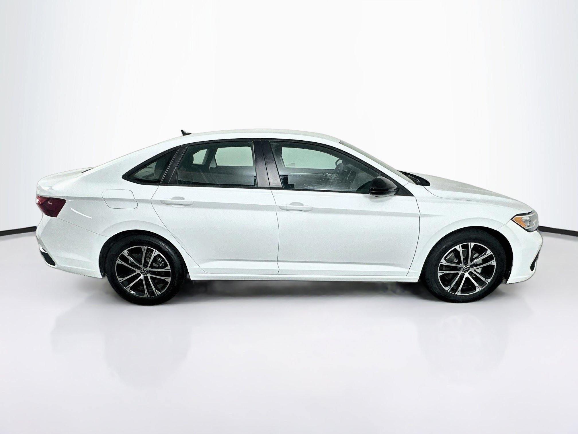 Used 2022 Volkswagen Jetta Sport FWD image 10