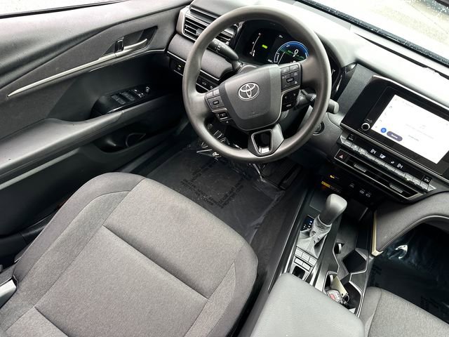 Certified 2025 Toyota Camry LE FWD image 19