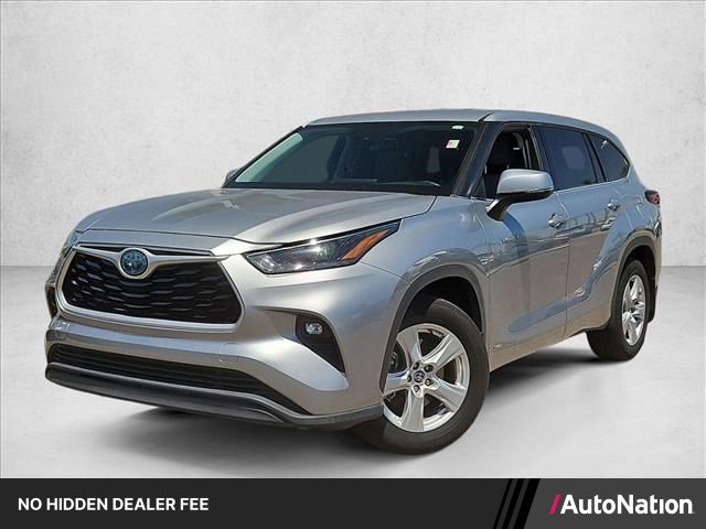 Used 2021 Toyota Highlander LE