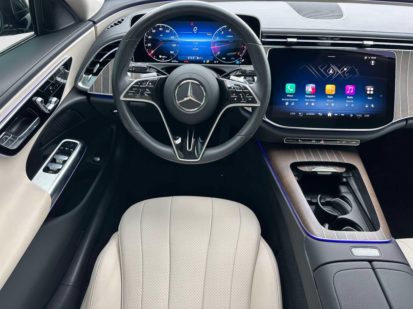 Used 2025 Mercedes-Benz E 350 4MATIC Sedan image 8