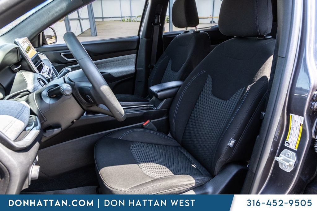 Used 2024 Jeep Compass Sport AWD/4WD image 18