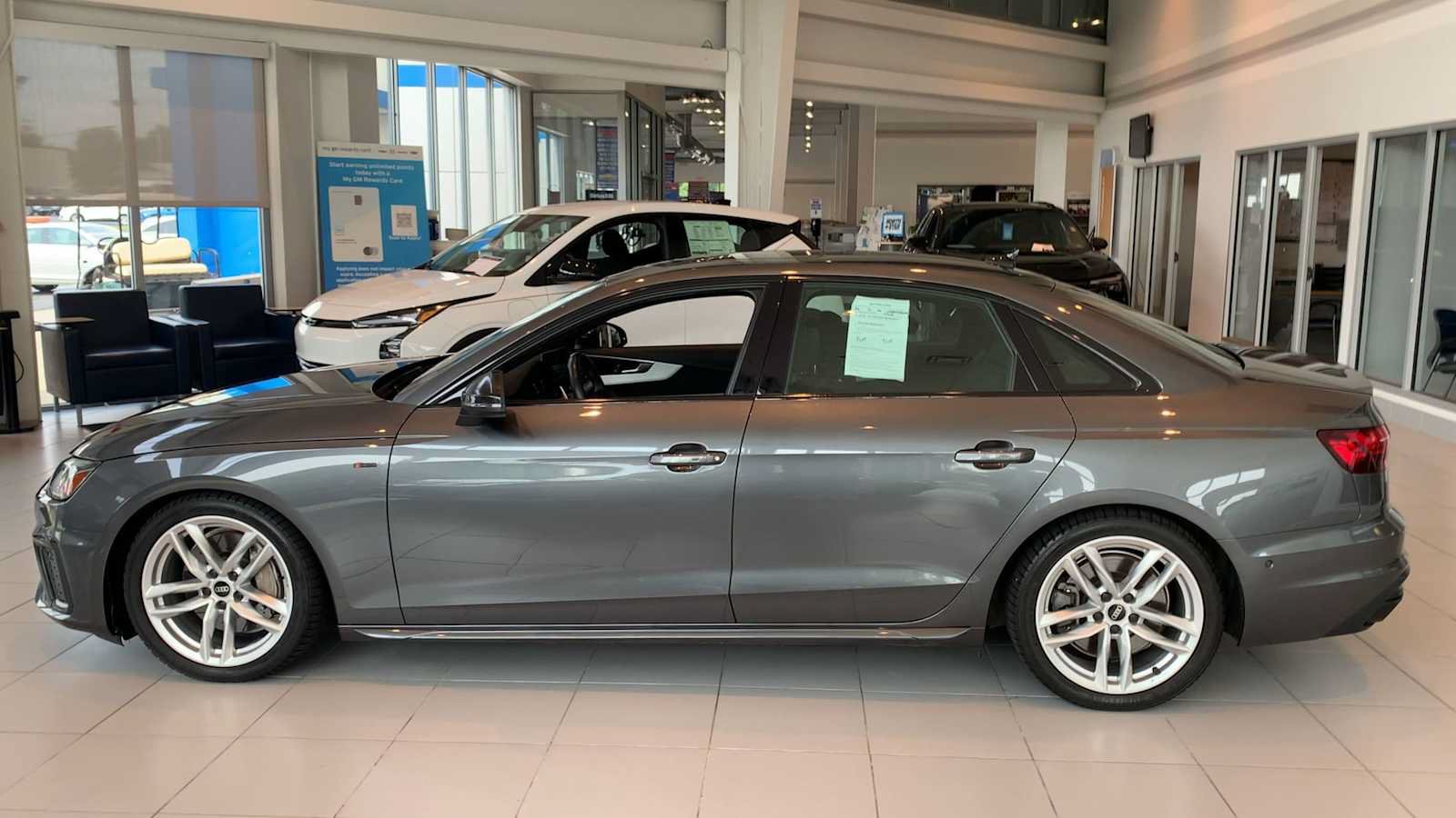 Used 2022 Audi A4 2.0T Prestige AWD/4WD image 5