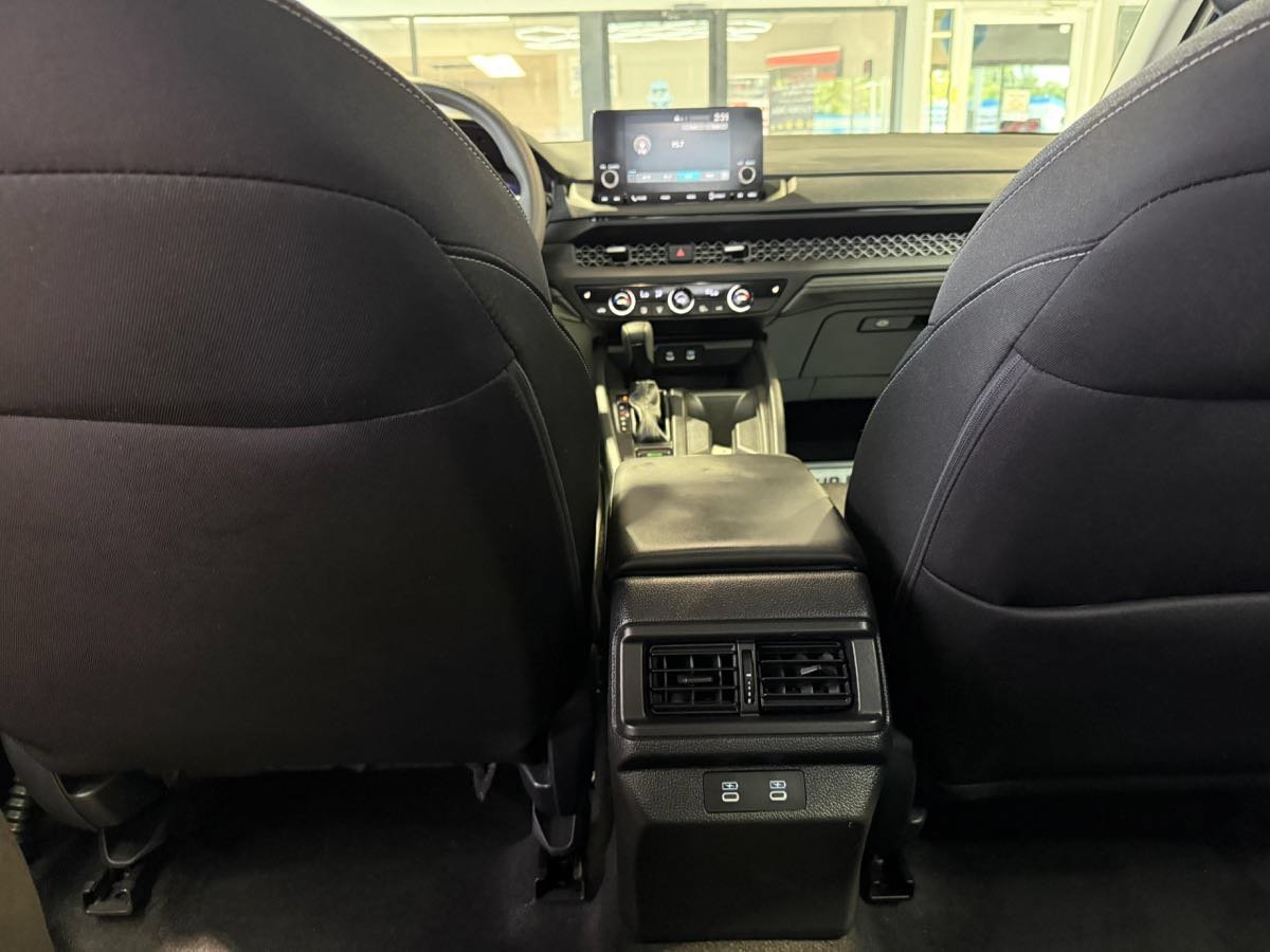 Used 2025 Honda Accord SE image 16
