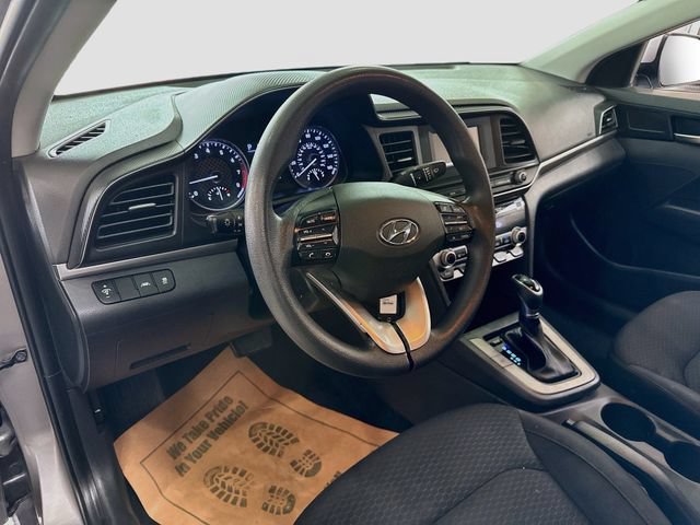 Used 2020 Hyundai Elantra SE w/ Cargo Package (C1) FWD image 5