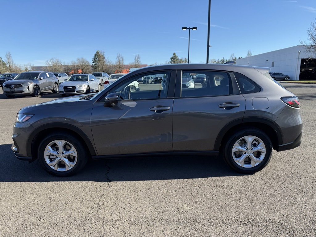 Used 2025 Honda HR-V LX image 5