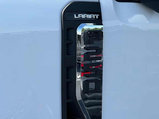 Certified 2023 Ford F250 Lariat w/ Lariat Ultimate Package AWD/4WD image 18