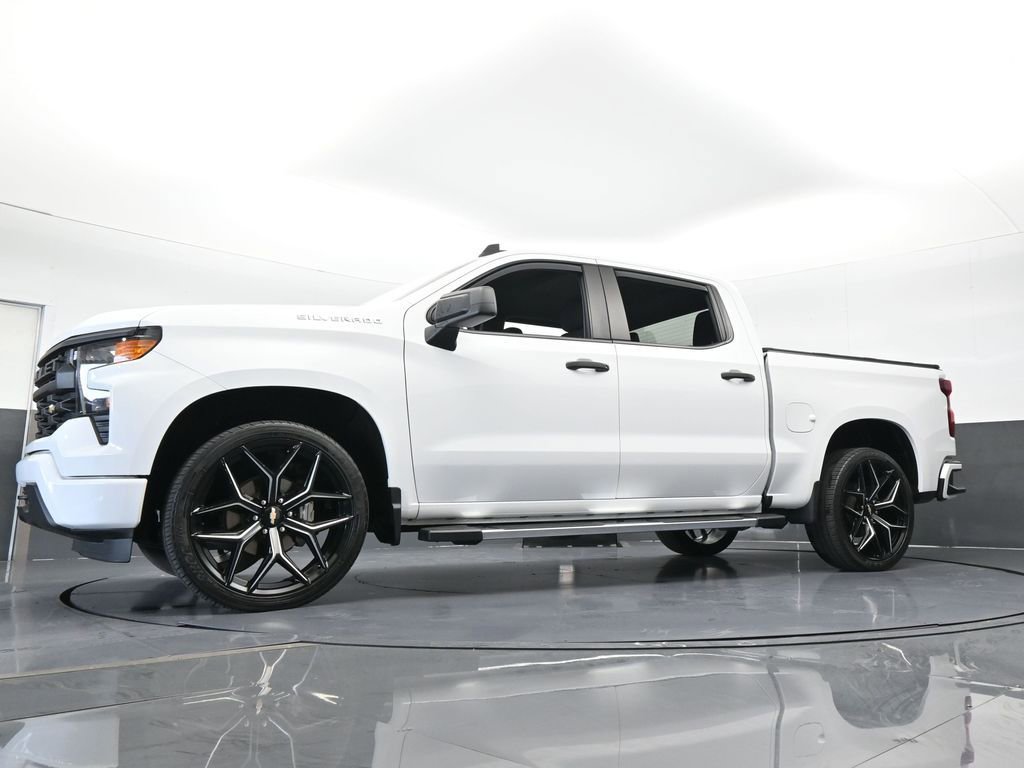 Used 2022 Chevrolet Silverado 1500 Custom image 61