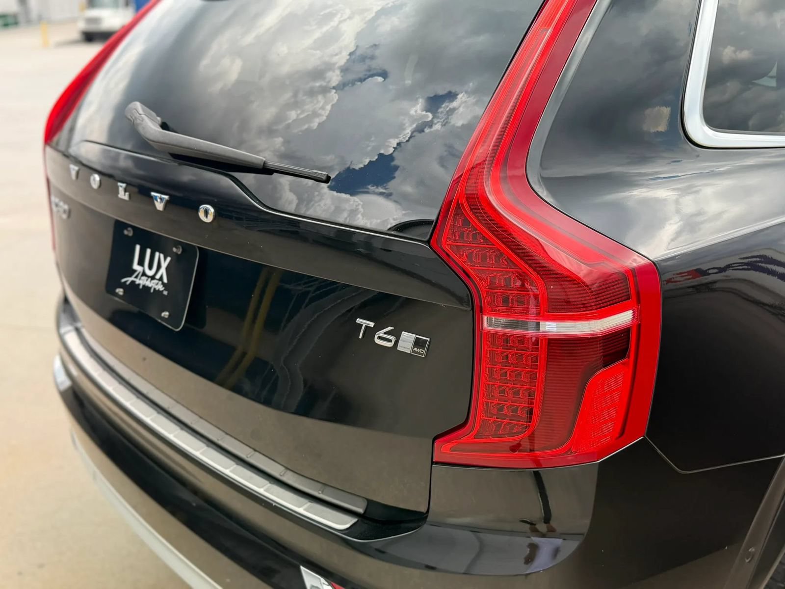 Used 2017 Volvo XC90 T6 Inscription w/ Vision Package AWD/4WD image 8