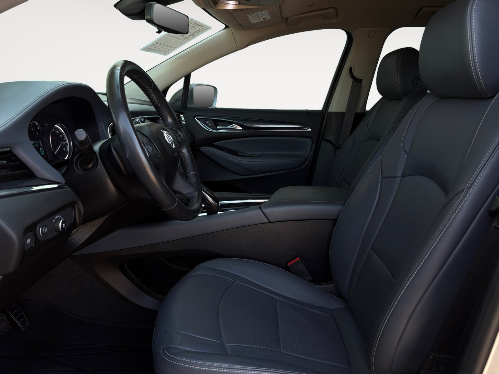 Used 2019 Buick Enclave Essence FWD image 23