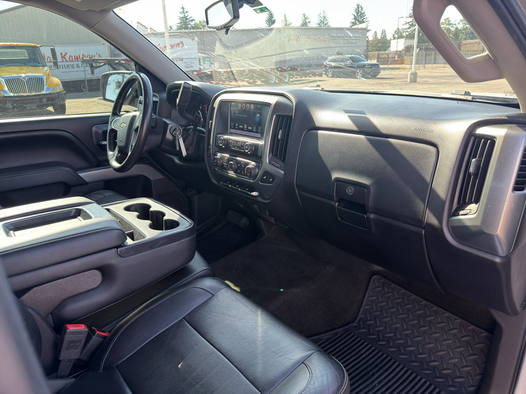 Used 2017 Chevrolet Silverado 1500 LT w/ All Star Edition AWD/4WD image 18