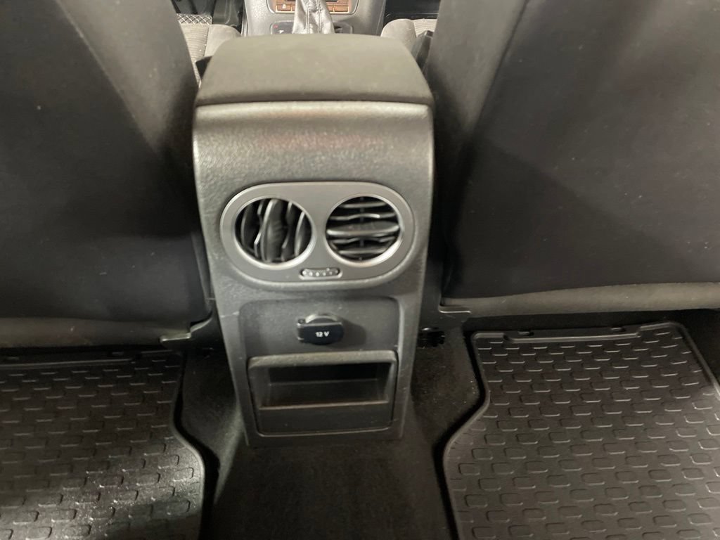 Used 2015 Volkswagen Tiguan S AWD/4WD image 20