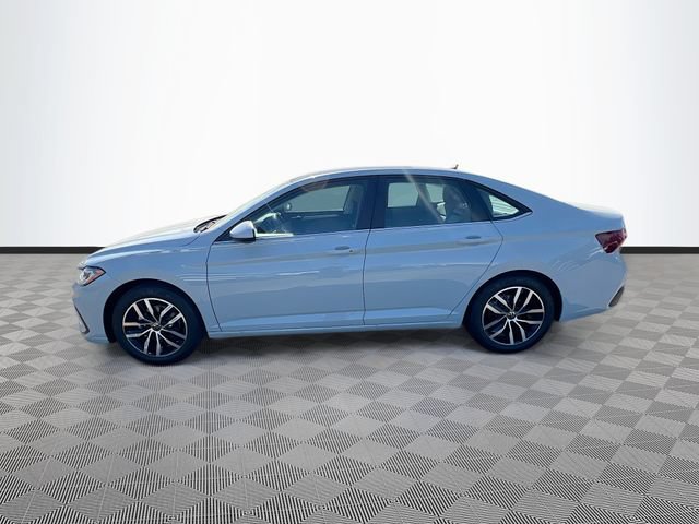 New 2025 Volkswagen Jetta SE FWD image 4