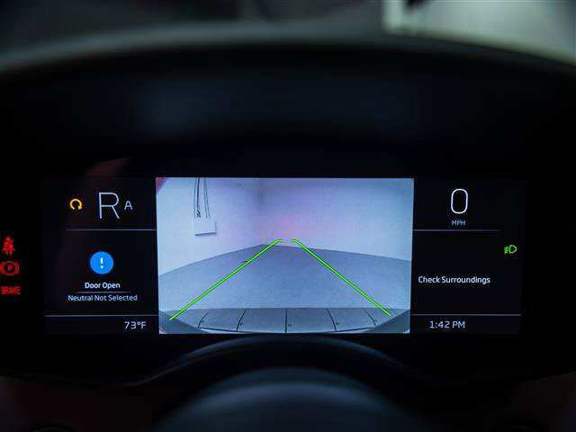 Used 2023 McLaren GT RWD image 28