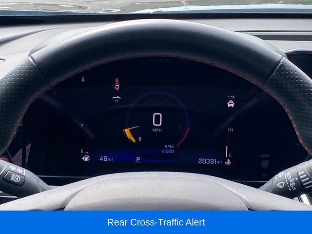 Used 2024 Chevrolet Trax RS w/ Sunroof Package FWD image 9