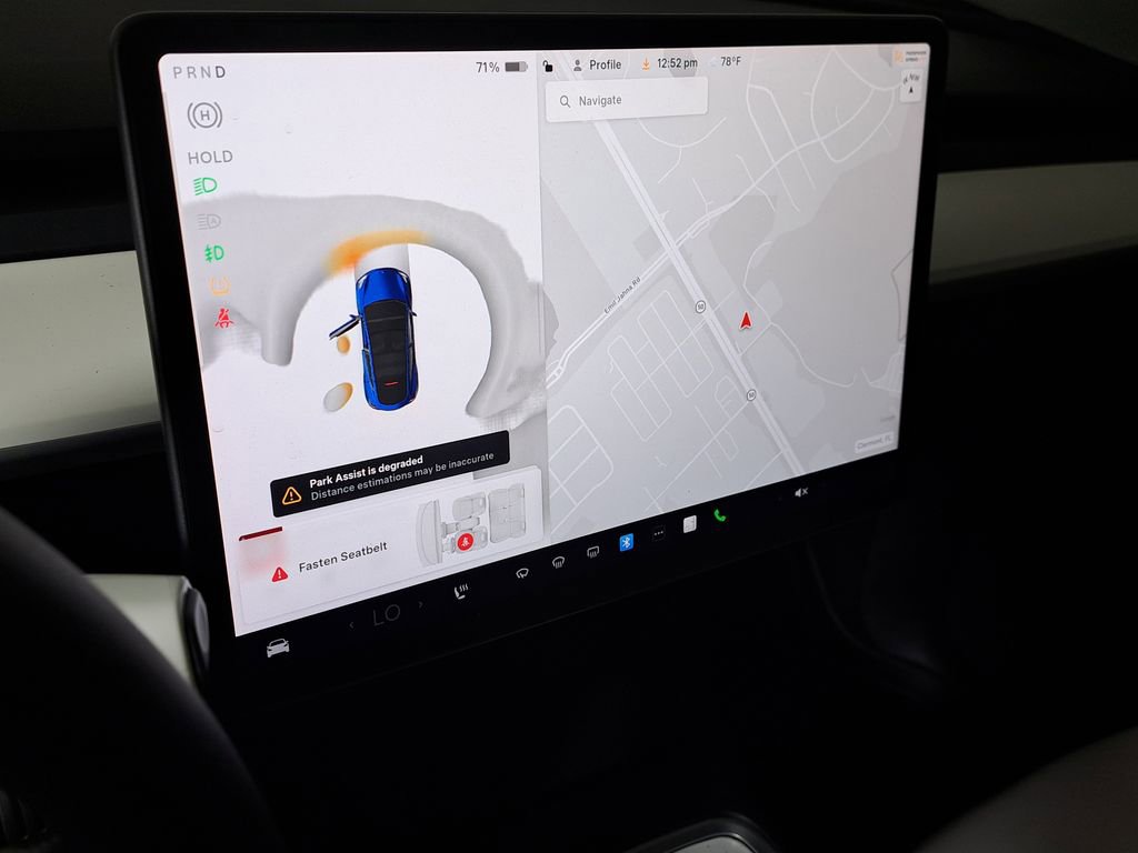 Used 2024 Tesla Model Y Performance image 15