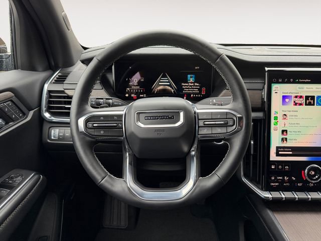 Used 2025 GMC Acadia Denali image 12