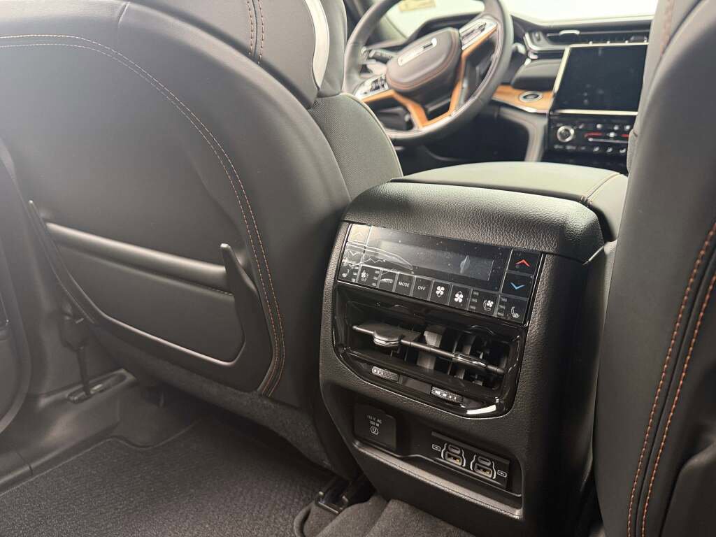 New 2025 Jeep Grand Cherokee L Summit image 22