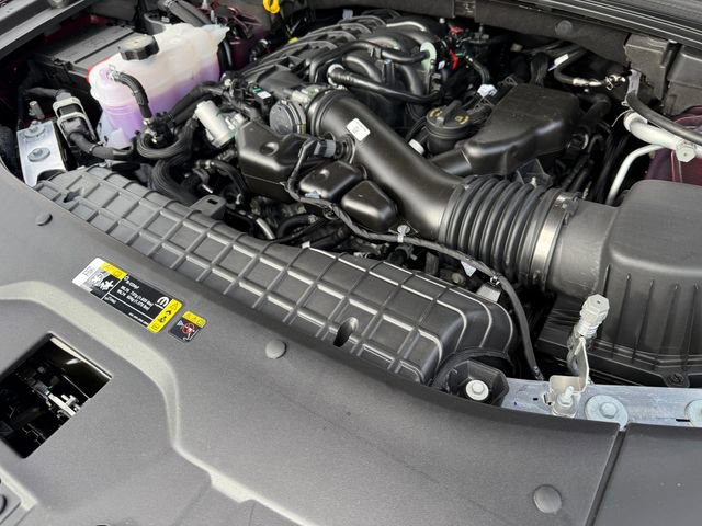 New 2025 Jeep Grand Cherokee Limited w/ MOPAR Finishing Package image 13