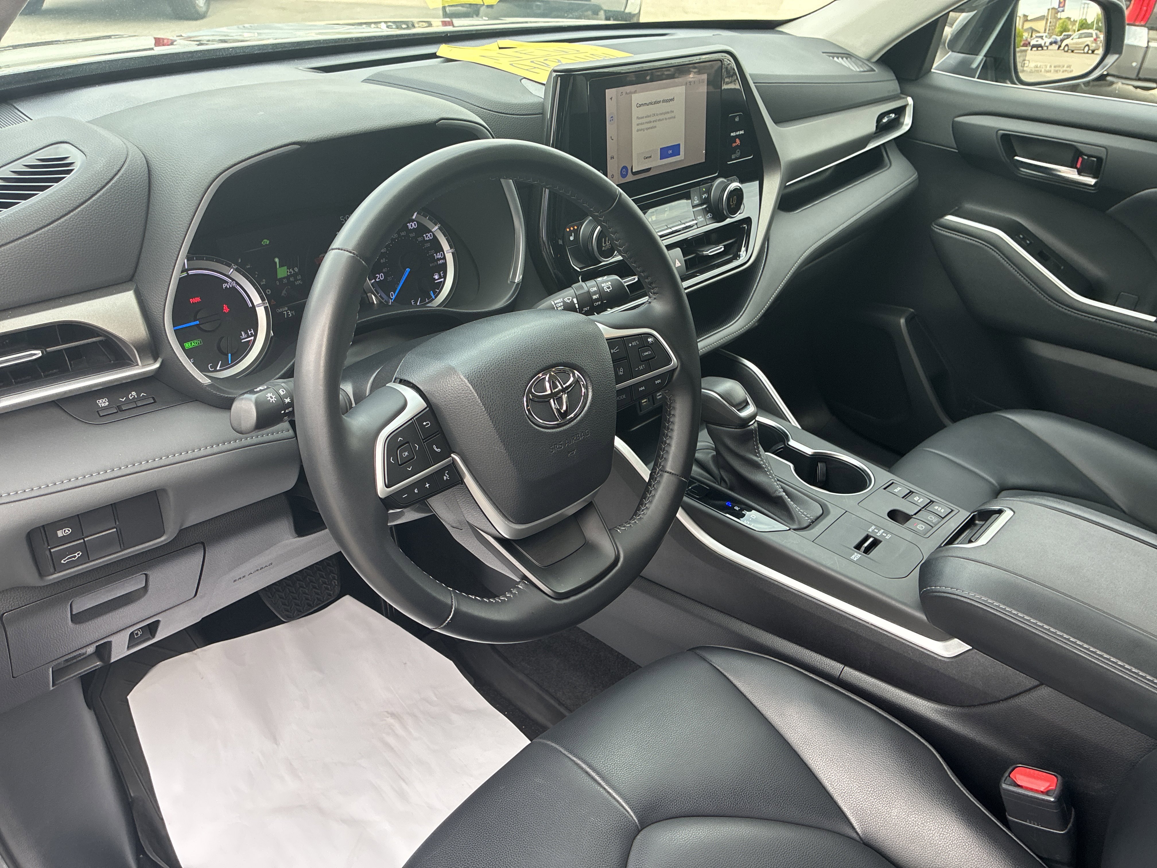 Used 2023 Toyota Highlander XLE AWD/4WD image 20