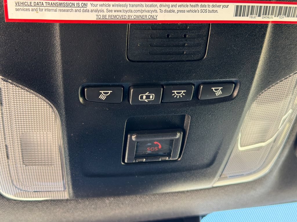 Used 2021 Toyota Corolla SE FWD image 26