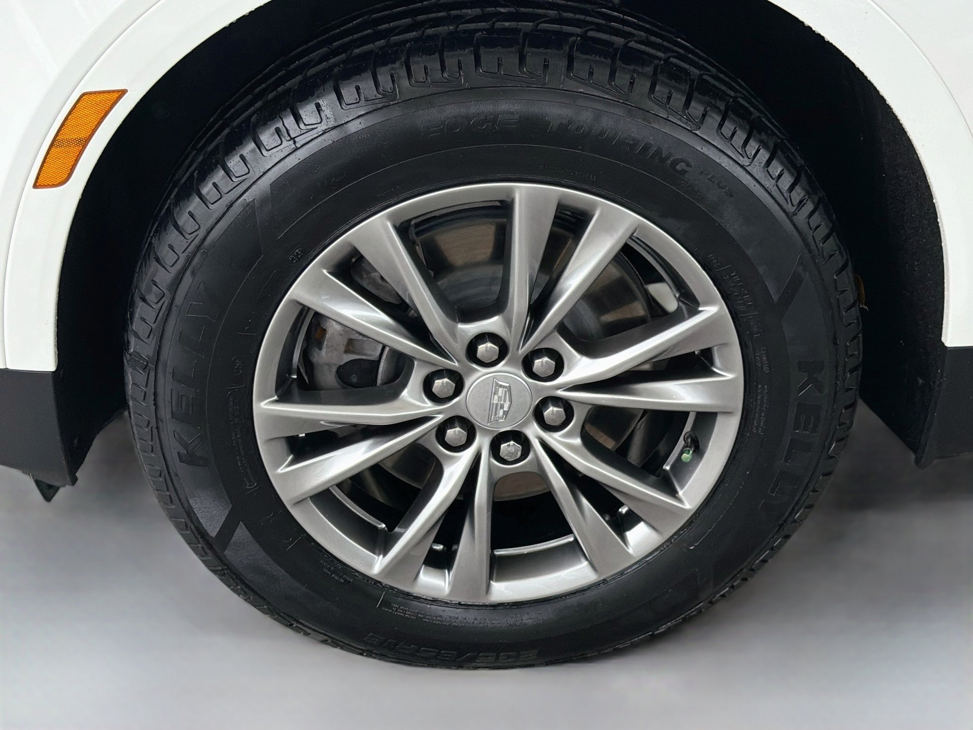 Certified 2022 Cadillac XT5 Premium Luxury FWD image 41