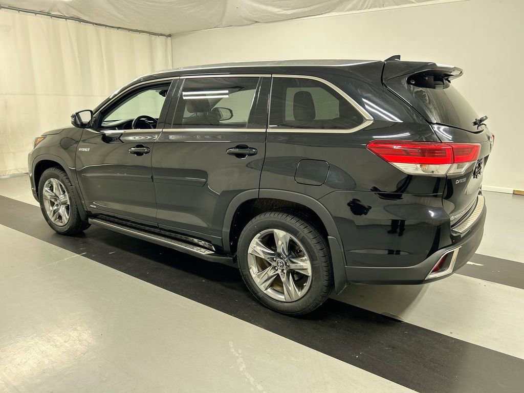 Used 2019 Toyota Highlander Limited Platinum image 6