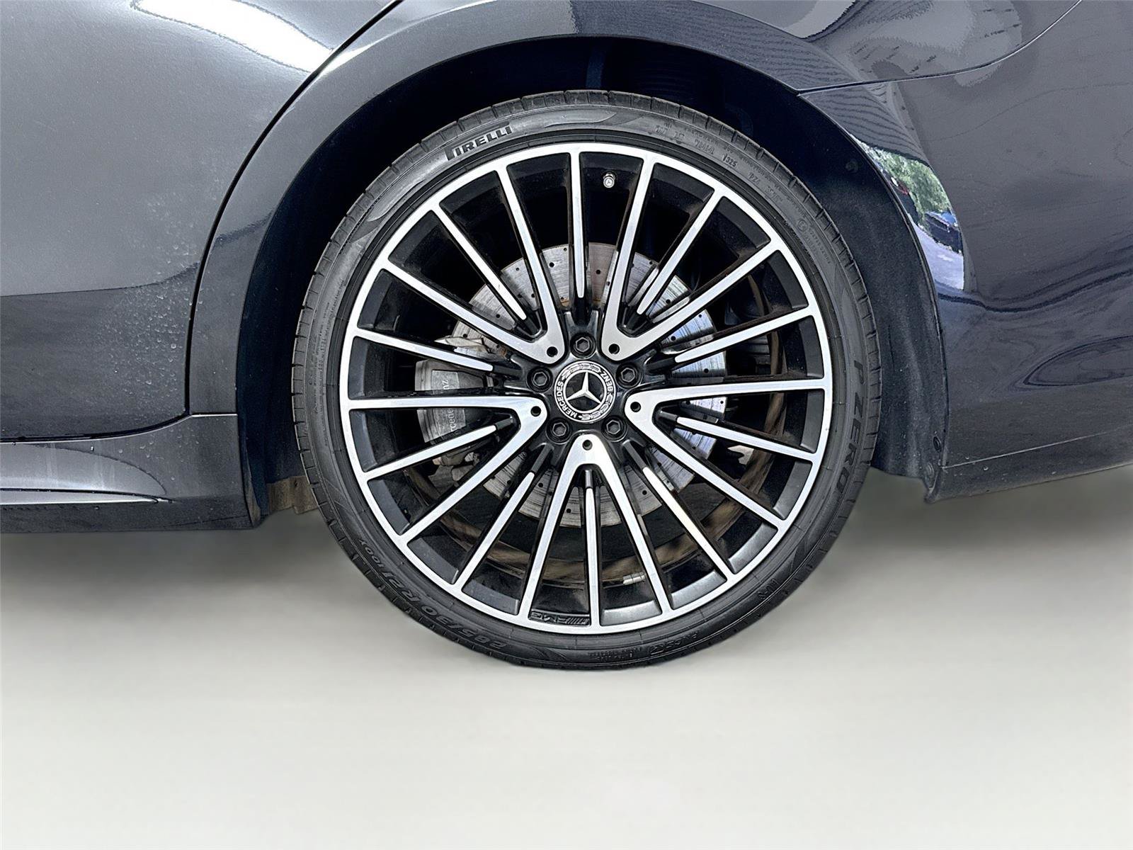 Used 2022 Mercedes-Benz S 500 4MATIC w/ AMG Line Package image 36