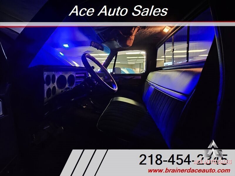 Used 1986 Chevrolet Silverado 1500 1500 AWD/4WD image 9