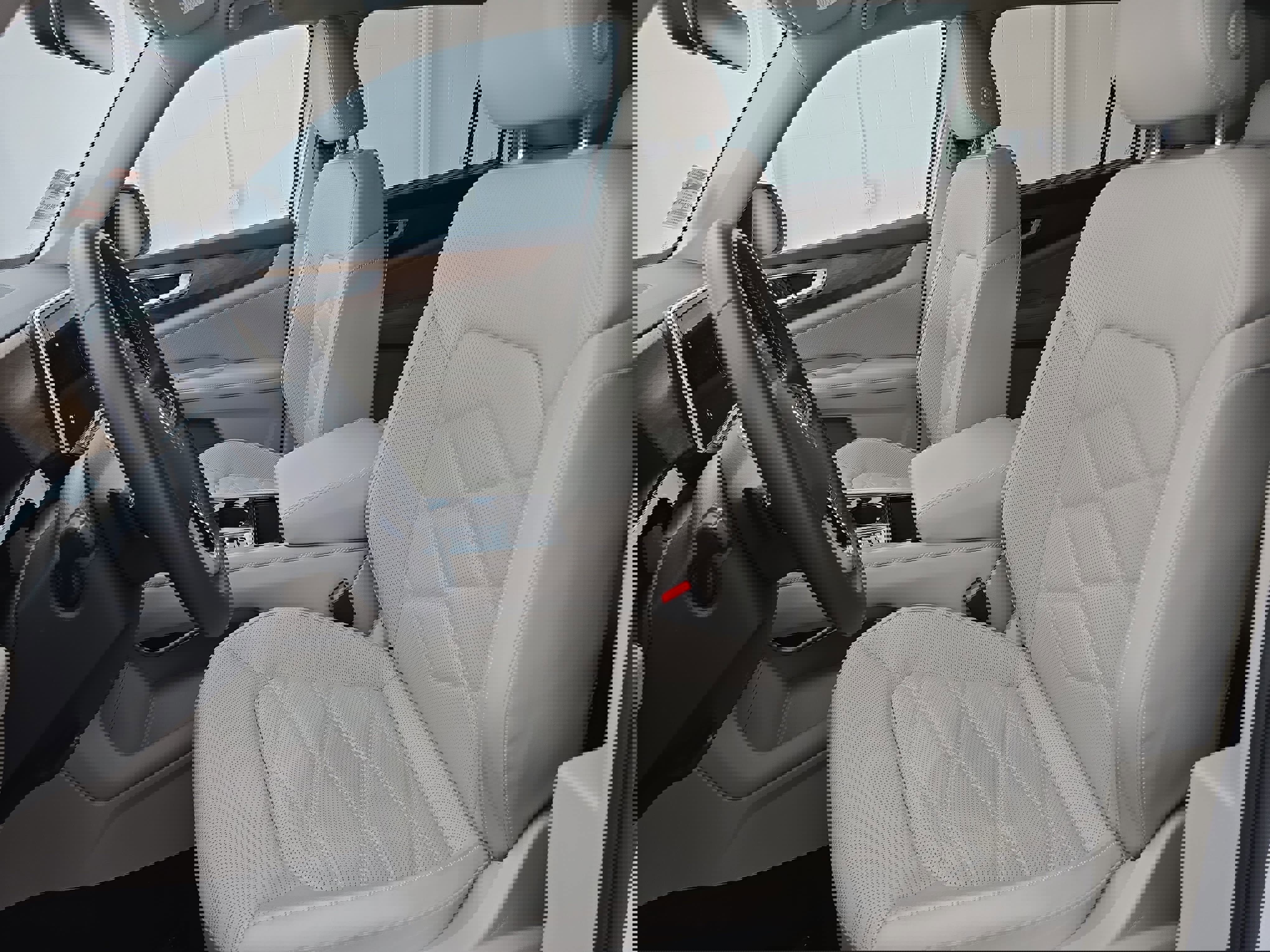 Certified 2024 Volkswagen Atlas SE image 16