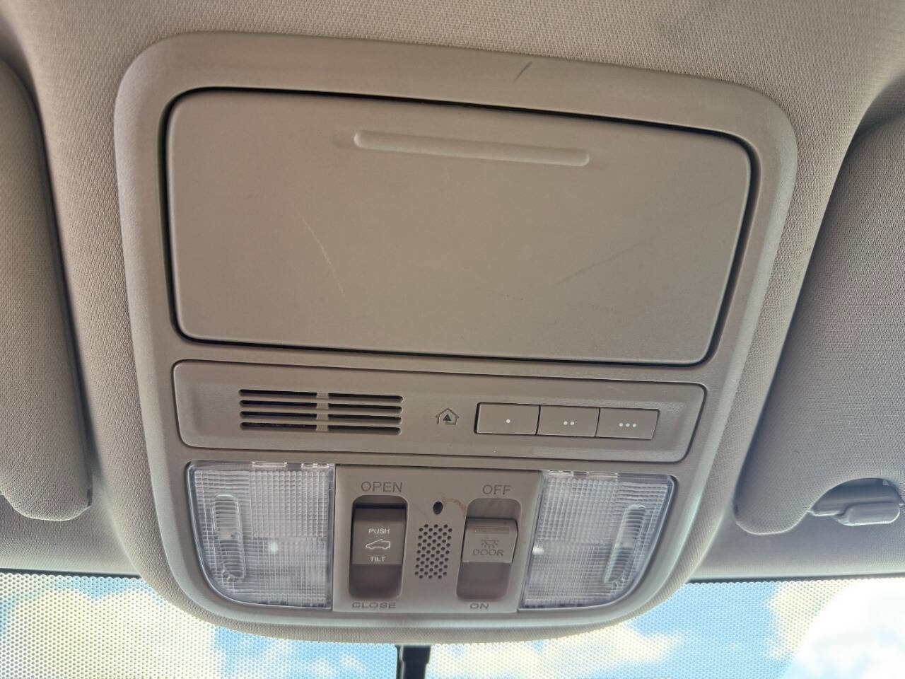 Used 2016 Honda Pilot EX-L image 25