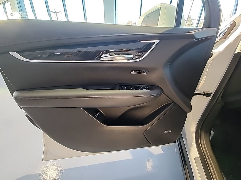 Used 2020 Cadillac XT6 Premium Luxury image 19