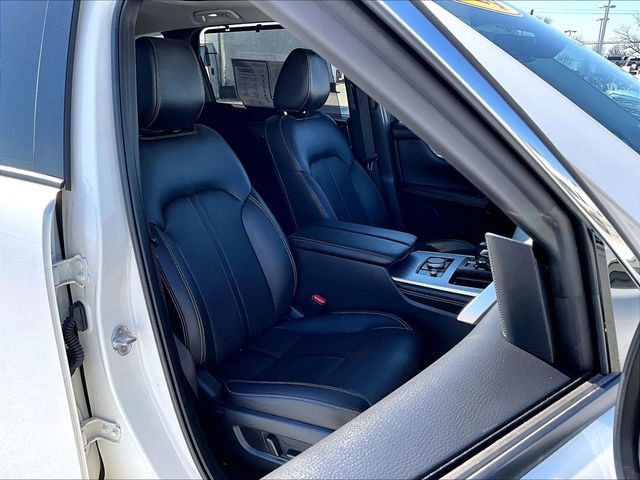 Used 2024 MAZDA CX-90 Plug-In Hybrid w/ Premium Pkg image 11