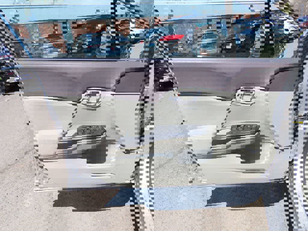 Used 2012 Honda Civic LX image 13