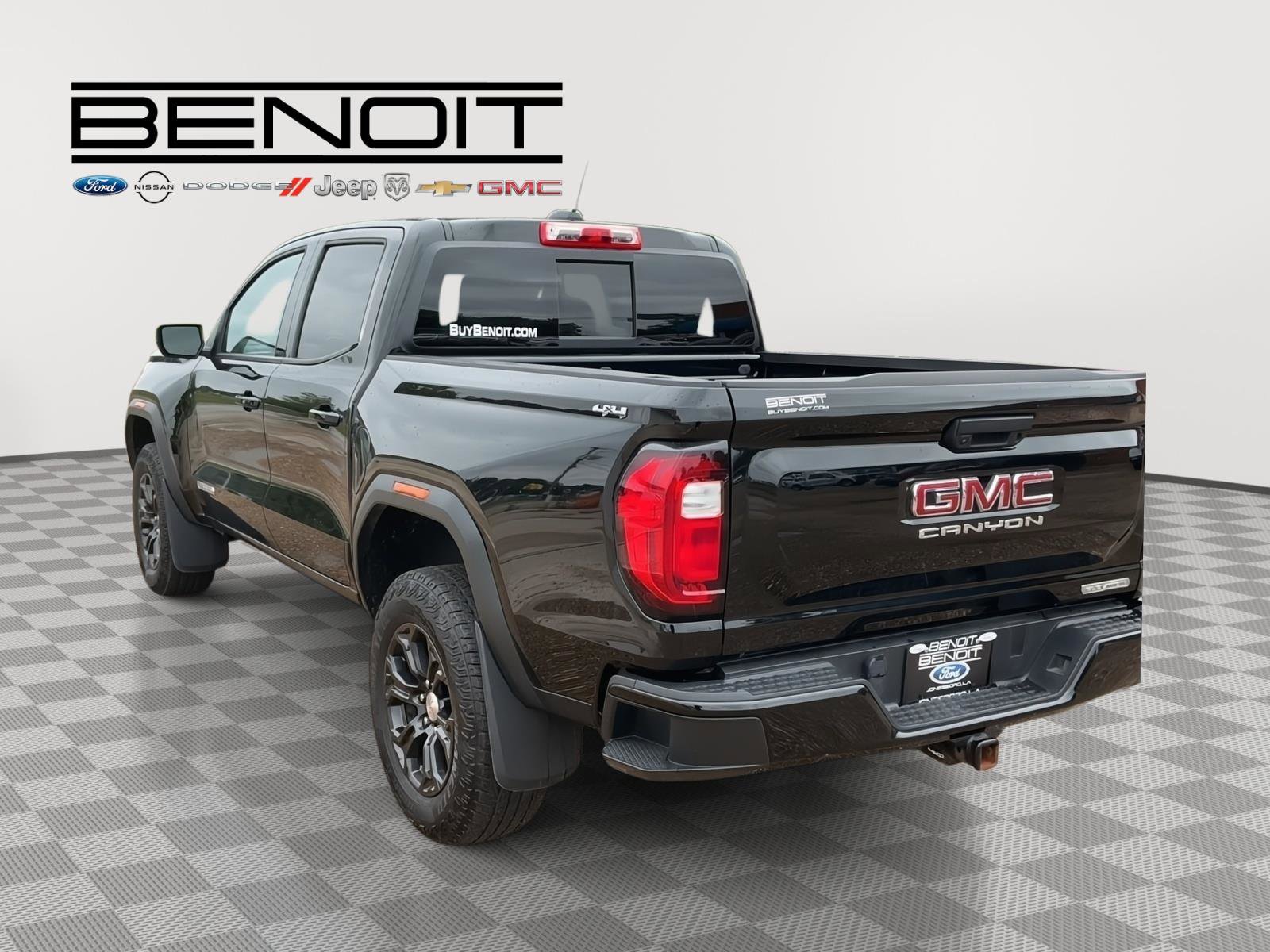 Used 2024 GMC Canyon Elevation w/ Convenience Package AWD/4WD image 7