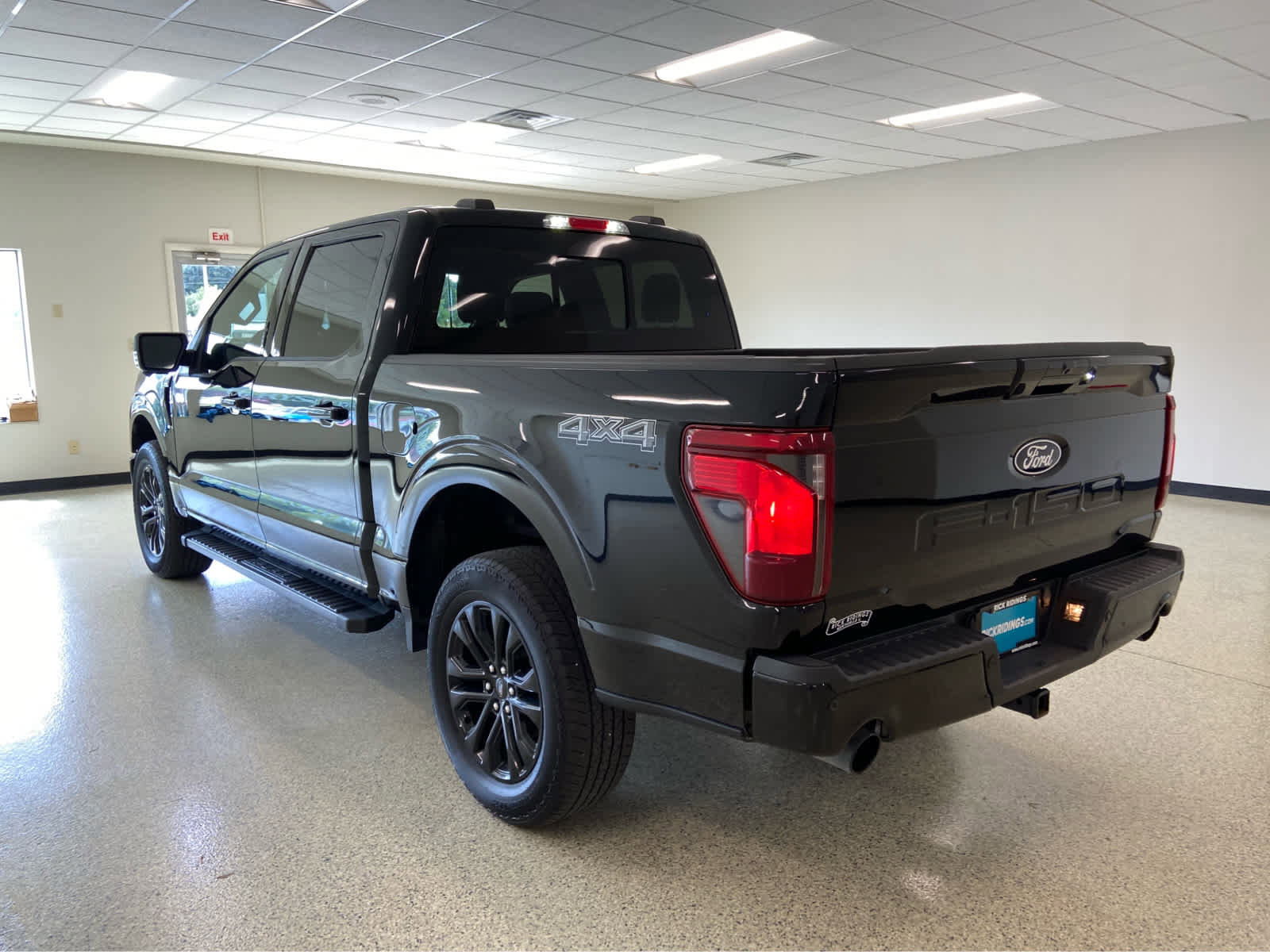 Used 2024 Ford F150 XLT w/ Equipment Group 303A High image 11