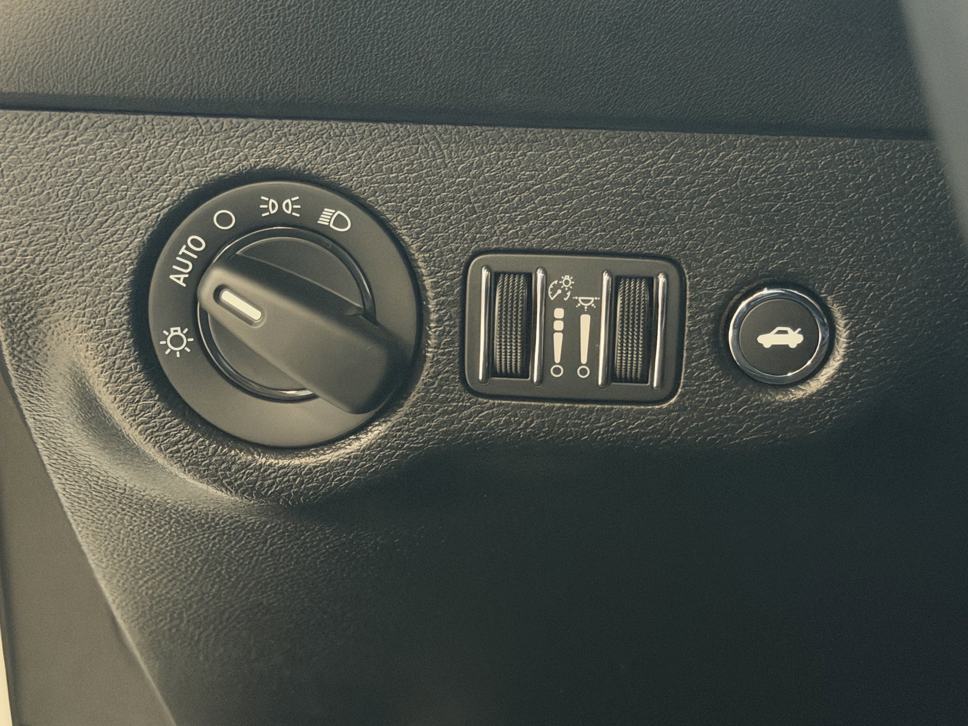 Used 2023 Dodge Challenger SRT Hellcat w/ Driver Convenience Group image 29