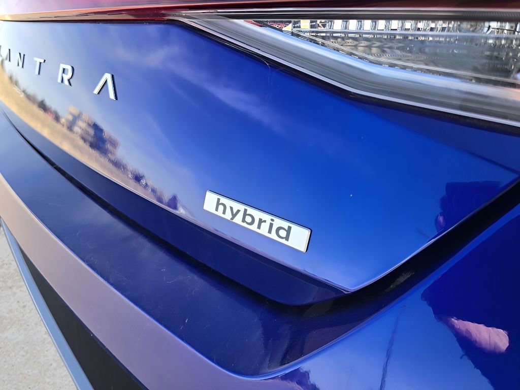 New 2026 Hyundai Elantra Limited FWD image 10