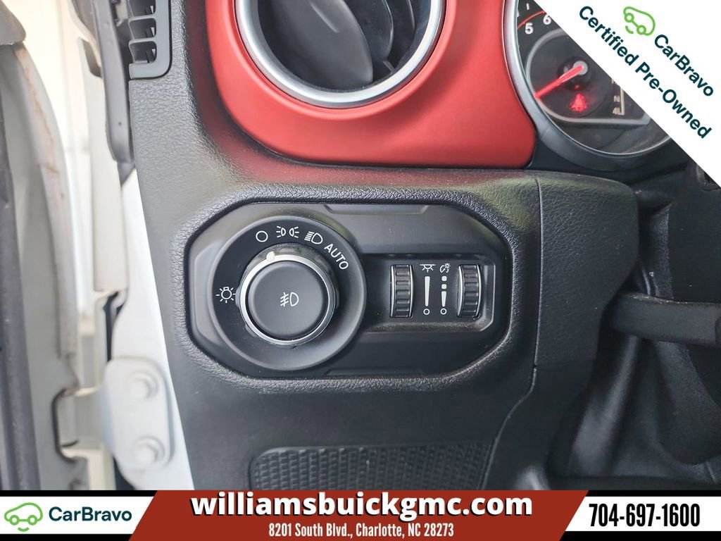 Used 2018 Jeep Wrangler Unlimited Rubicon image 18