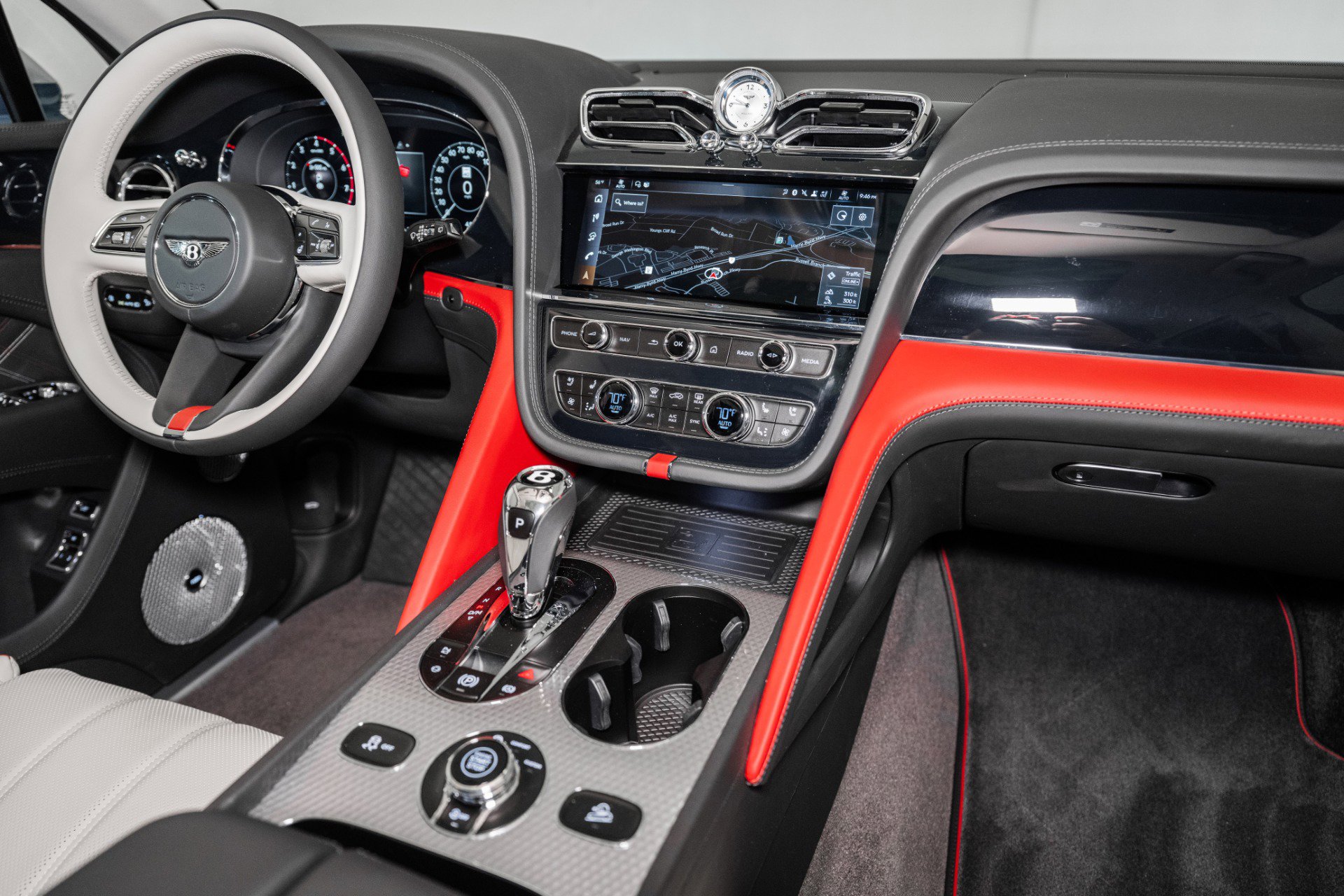 New 2025 Bentley Bentayga Extended Wheelbase image 41