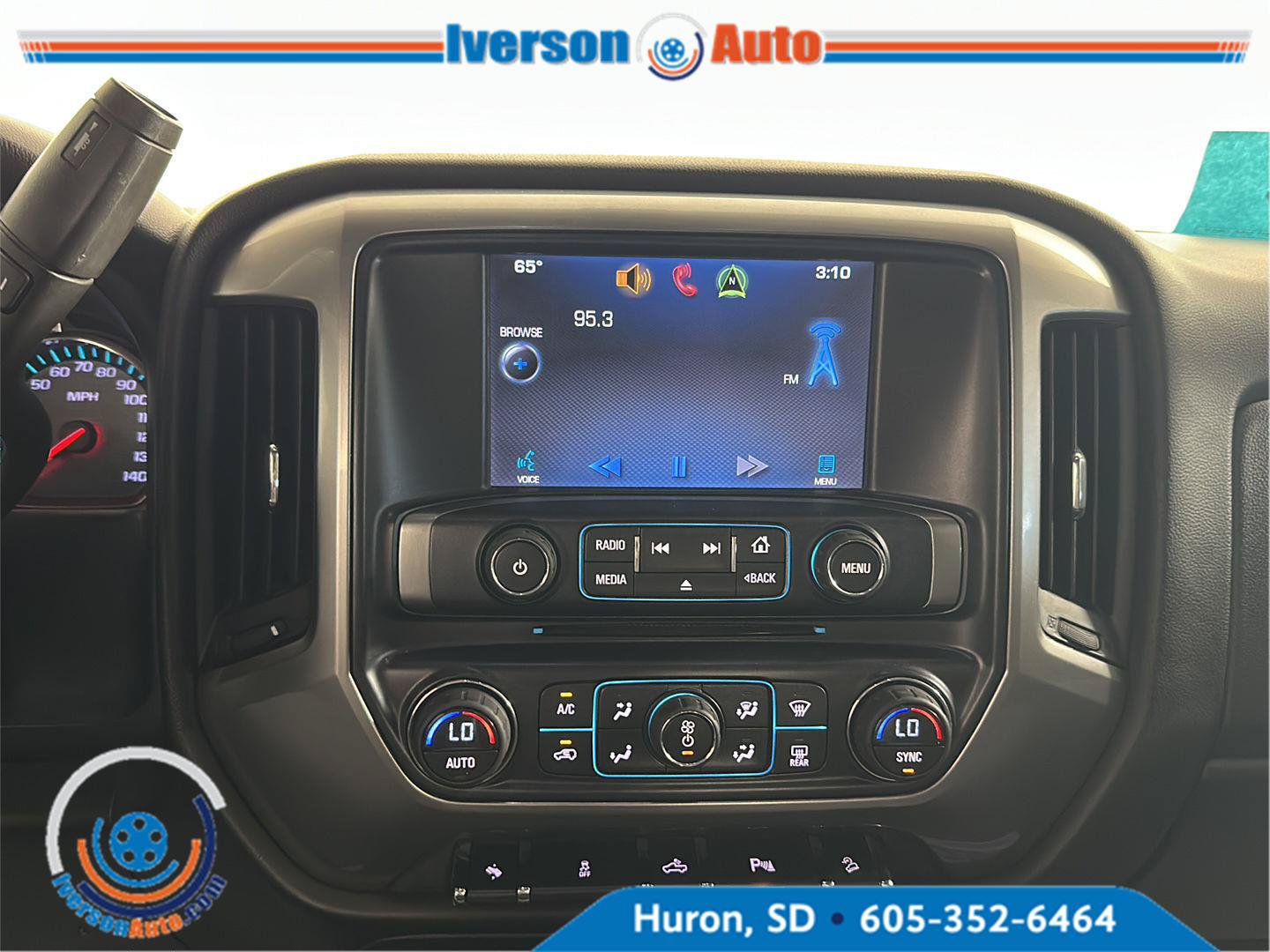Used 2015 Chevrolet Silverado 2500 LT AWD/4WD image 26