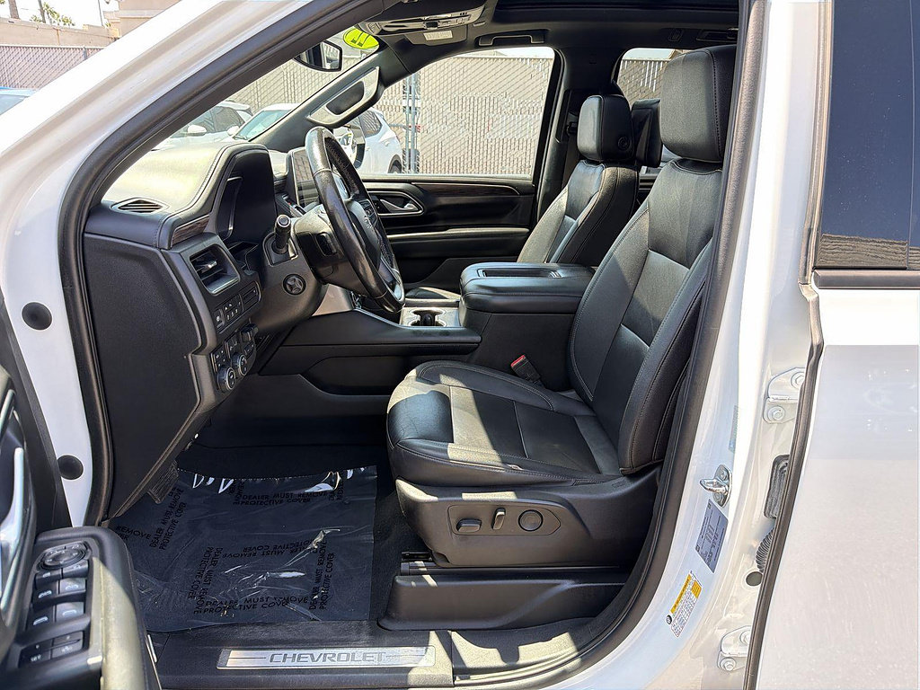 Used 2022 Chevrolet Suburban Z71 w/ Z71 Off-Road Package AWD/4WD image 19